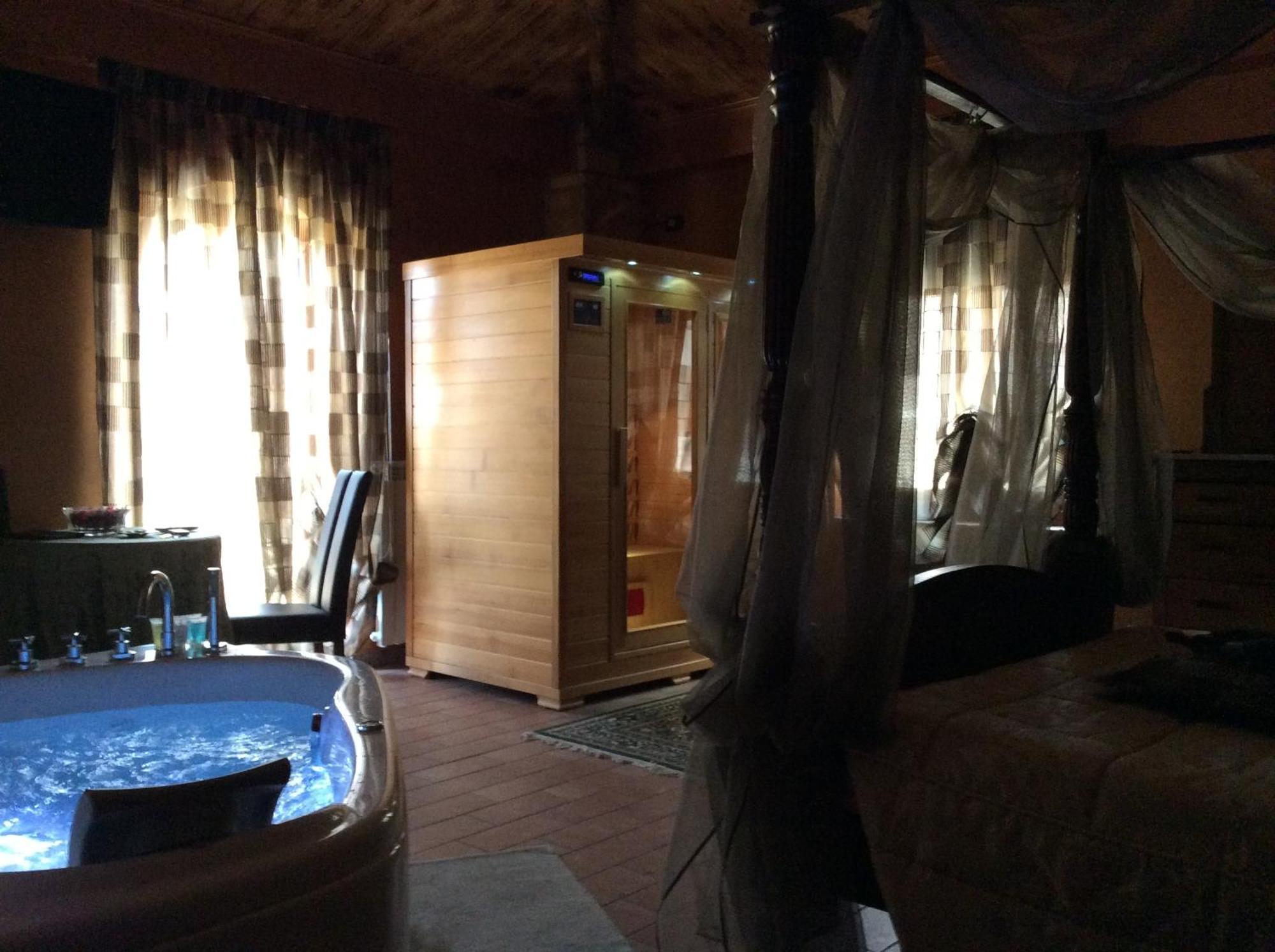 Hotel Il Feudo Dei Pierleoni Челано Стая снимка