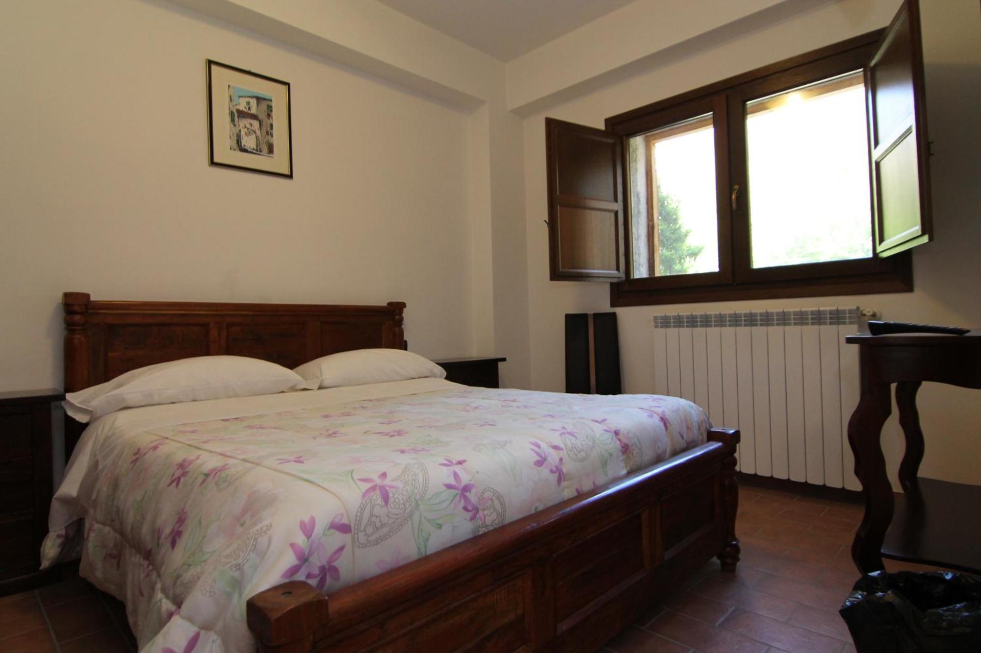 Hotel Il Feudo Dei Pierleoni Челано Екстериор снимка